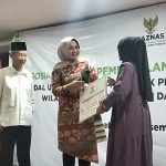 Turunkan Angka Kemiskinan, Baznas Jateng Salurkan Bantuan Modal Usaha Untuk Mustahik di Klaten dan Boyolali