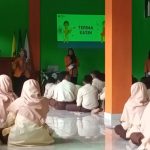 Pengabdian Masyarakat, Mahasiswa UMKLA Berikan Edukasi Pencegahan Penyakit TBC Dikalangan Remaja