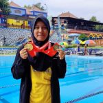 Keren, Keyzha Siswi SMP M Plus Klara Ukir Prestasi di Kejurprov Finswimming di Purbalingga