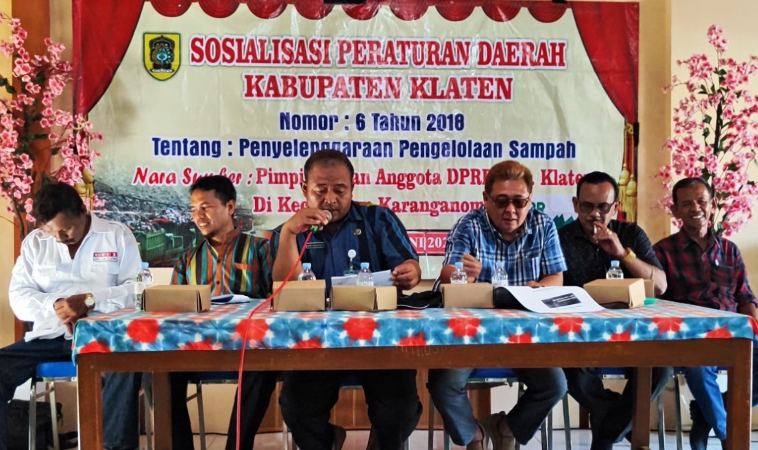 Empat Anggota DPRD Klaten Sosialisasikan Perda Pengelolaan Sampah di Karanganom