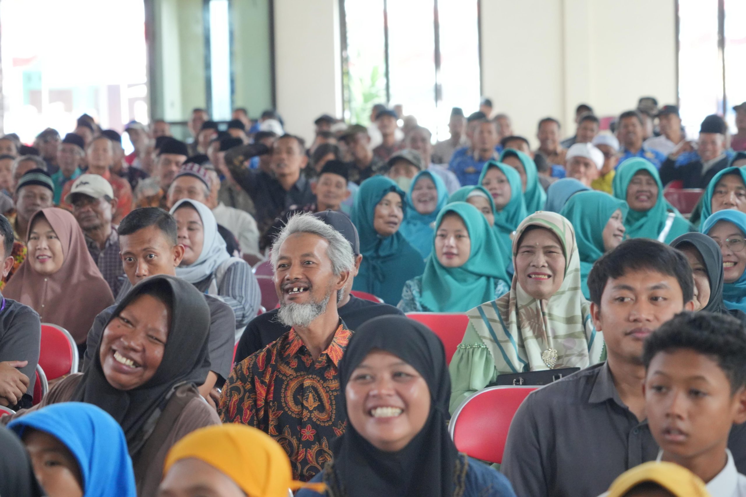 Sambung Rasa Di Desa Pucang Miliran, Bupati Klaten Dapat Banyak Permintaan Dari Warga
