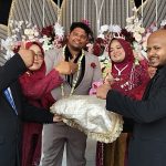Resmi Nikahi Gadis WNI, Bule Asal Maldives Ucap Janji Suci di Wisata Siblarak Desa Sidowayah