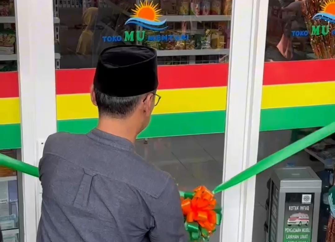 Ketua PDM Klaten Resmikan Tokomu Mentari Usaha Ritel PRM Jemawan Jatinom