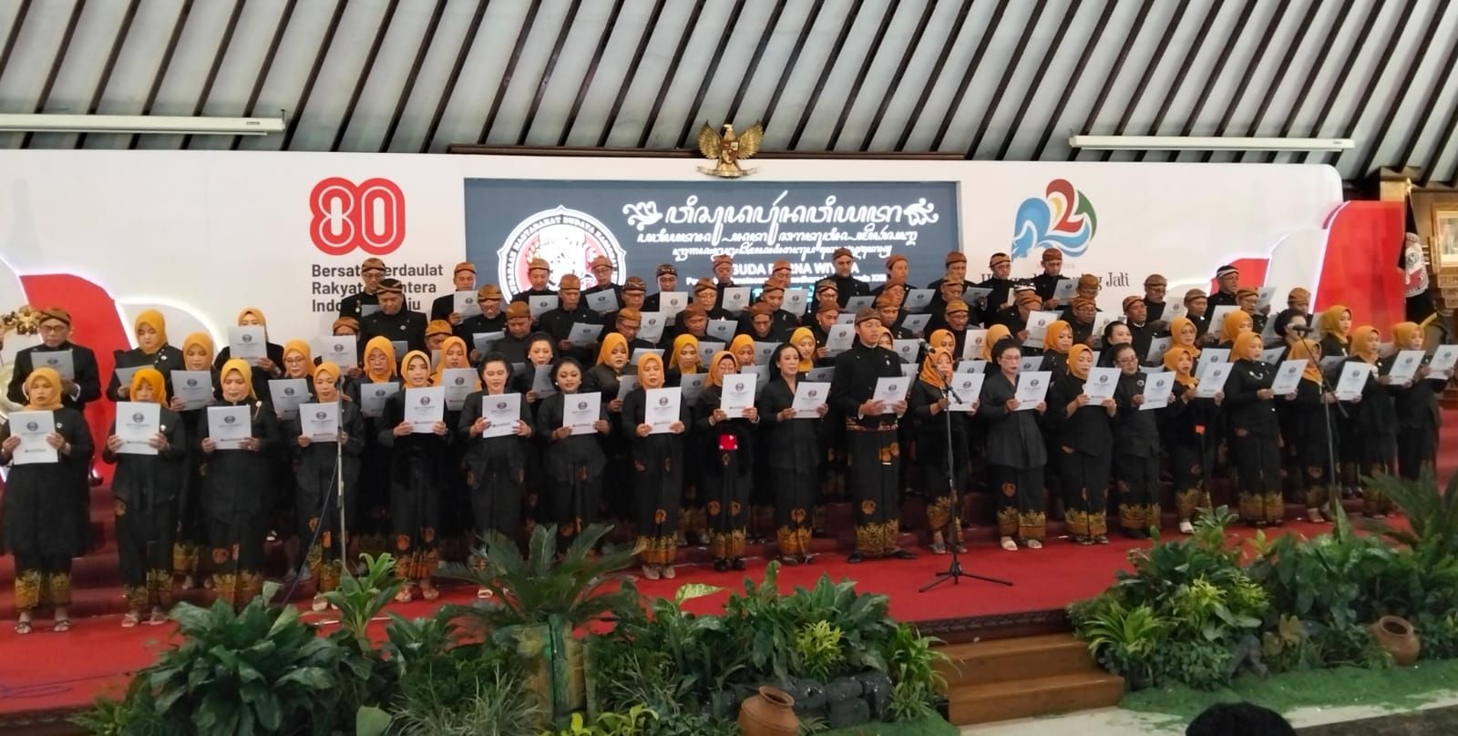 Permadani Klaten Wisuda 91 Peserta Pawiyatan Panatacara dan Pamedhar Sabda Bregada XXII