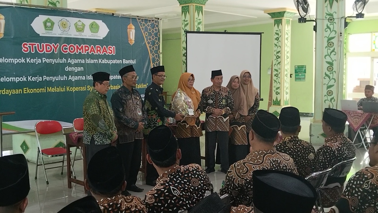 Unggul Dalam Pengelolaan Kopsyah Berbasis Majelis Taklim, Pokjaluh Kemenag Bantul Studi Komparasi di Klaten