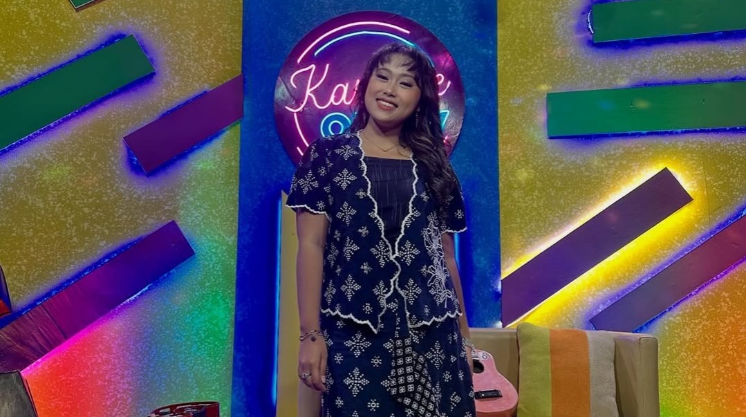 Multitalenta, Zhafira Satukan Dunia Akademik dan Dunia Entertainment