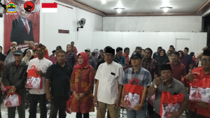 Implemantasikan Nilai Pancasila di Bulan Ramadhan, Kadarwati Berbagi Berkah Bersama Konstituen