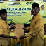 Serahkan SK Pengurus DPD Golkar Klaten, Anton Lami Suhadi : Segera Lakukan Konsolidasi Organisasi