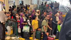 Hari ini Penumpang KAI Comuter Area Yogya Membludak, KAI Tambah  Perjalanan Tambahan