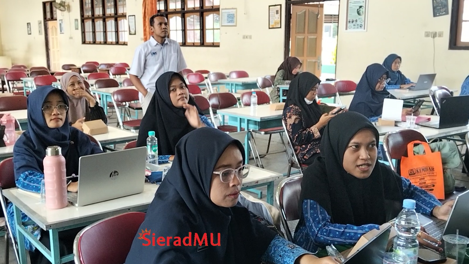 Workshop Aplikasi Kecerdasan Buatan K3SM SMP/MTs Kabupaten Klaten, Pembuatan Prompt Efektif AI Masih Jadi Kendala Para Guru