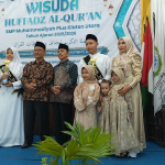 Wisuda 32 Siswa Program Tahfidz, SMP M Plus Klara Tujukkan Komitmennya Sebagai Sekolah Generasi Qur’ani