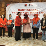Perkuat Ketahanan Keluarga, Periswara Banteng Jateng Gelontor Duaratusan Paket Sembako di Klaten