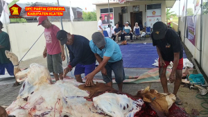 Terus Berdampak, DPC Partai Gerindra Klaten Bagikan Ratusan Paket Daging Kurban Kepada Masyarakat