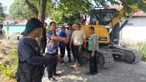 Bersitegang Dengan Warga Pengkol,  Pemulihan Lahan Untuk Pensertifikatan Tanah Kas Desa Drono Dihentikan Sementara