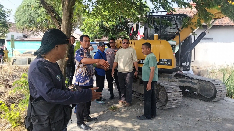 Bersitegang Dengan Warga Pengkol,  Pemulihan Lahan Untuk Pensertifikatan Tanah Kas Desa Drono Dihentikan Sementara