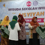 Wisuda SWA Tani 6 MEK PDA Klaten, Lutfiah Iskandar : Ini Menguatkan Gerakan Lumbung Hidup ‘Aisyiyah