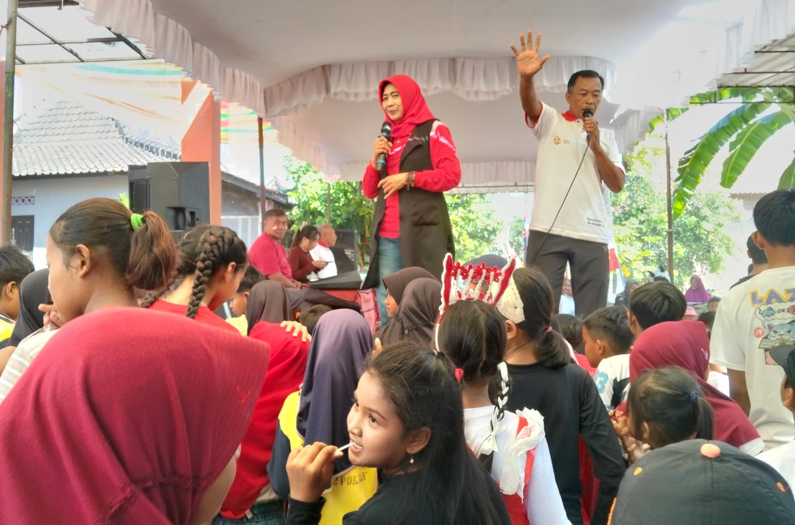 Ikuti Senam Sehat Bersama Konstituen, Kadarwati DPRD Jateng Ingatkan Pentingnya Merawat Kemerdekaan RI Dengan Cara Positif