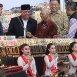 Diinisiasi Mahasiswa KKN 2026, Unwidha Klaten Gelar Wayang Kulit di Lereng Merapi, Rektor Spil Alur Ceritanya