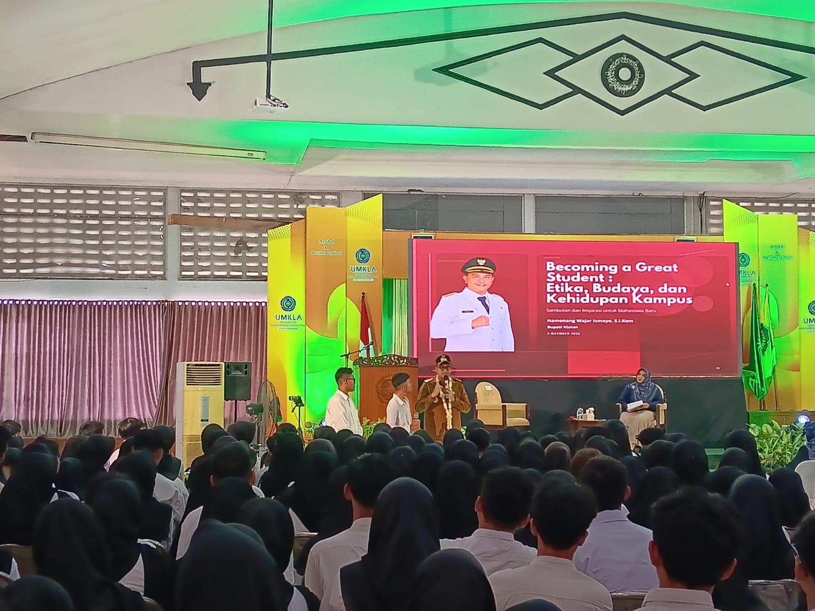Mengusung Maskot Bara Fox, Bupati Klaten Sampaikan Progres Pembangunan, Peran, Etika dan Adab Mahasiswa di Inspire Masta UMKLA 2026