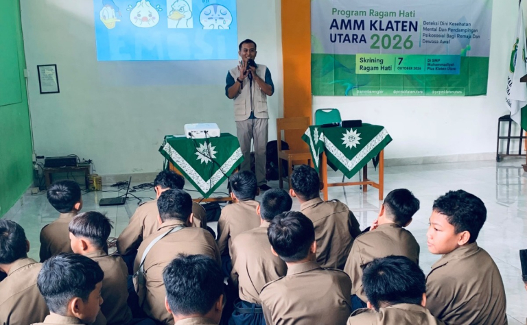 Cegah Self Diagnosis Mental, Puluhan Siswa SMP M Plus Klara Ikuti Screening dan Pembinaan Kesehatan
