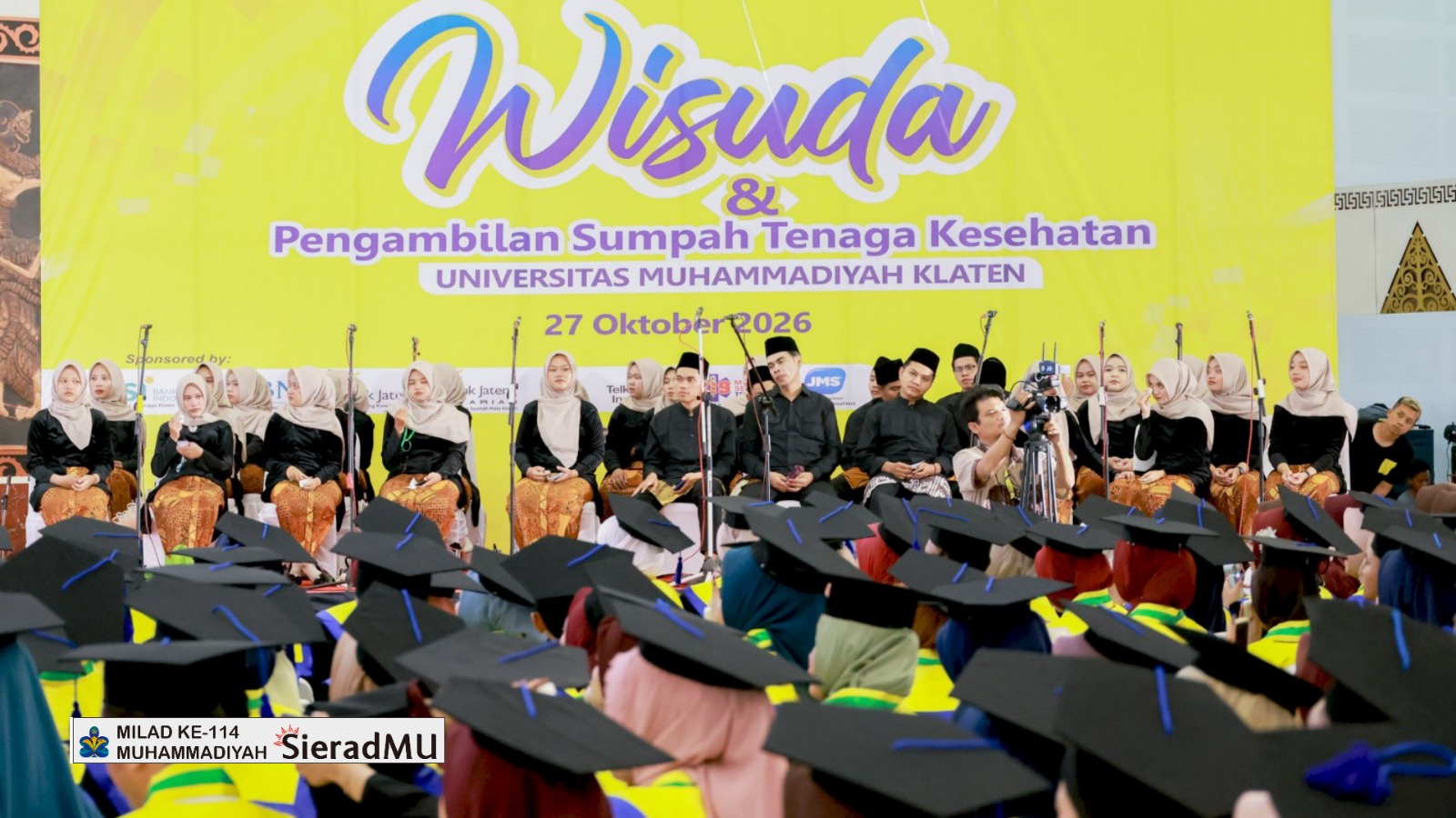 Hadiri Wisuda Sebagai Plt Bupati, Rektor UMKLA Benarkan Yulinda Tercatat Sebagai Mahasiswa Baru Program RPL Prodi Ilmu Komunikasi